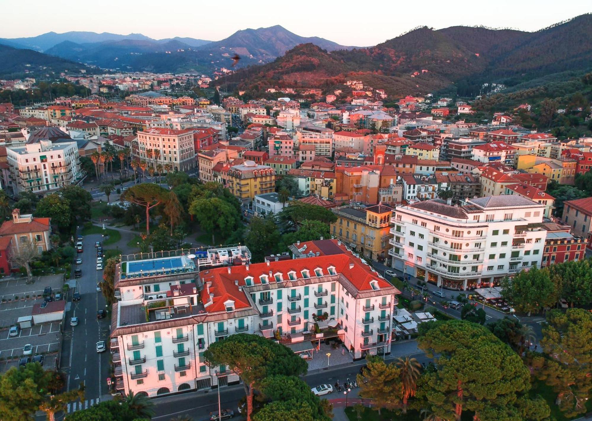 Grande Albergo Sestri Levante Ngoại thất bức ảnh