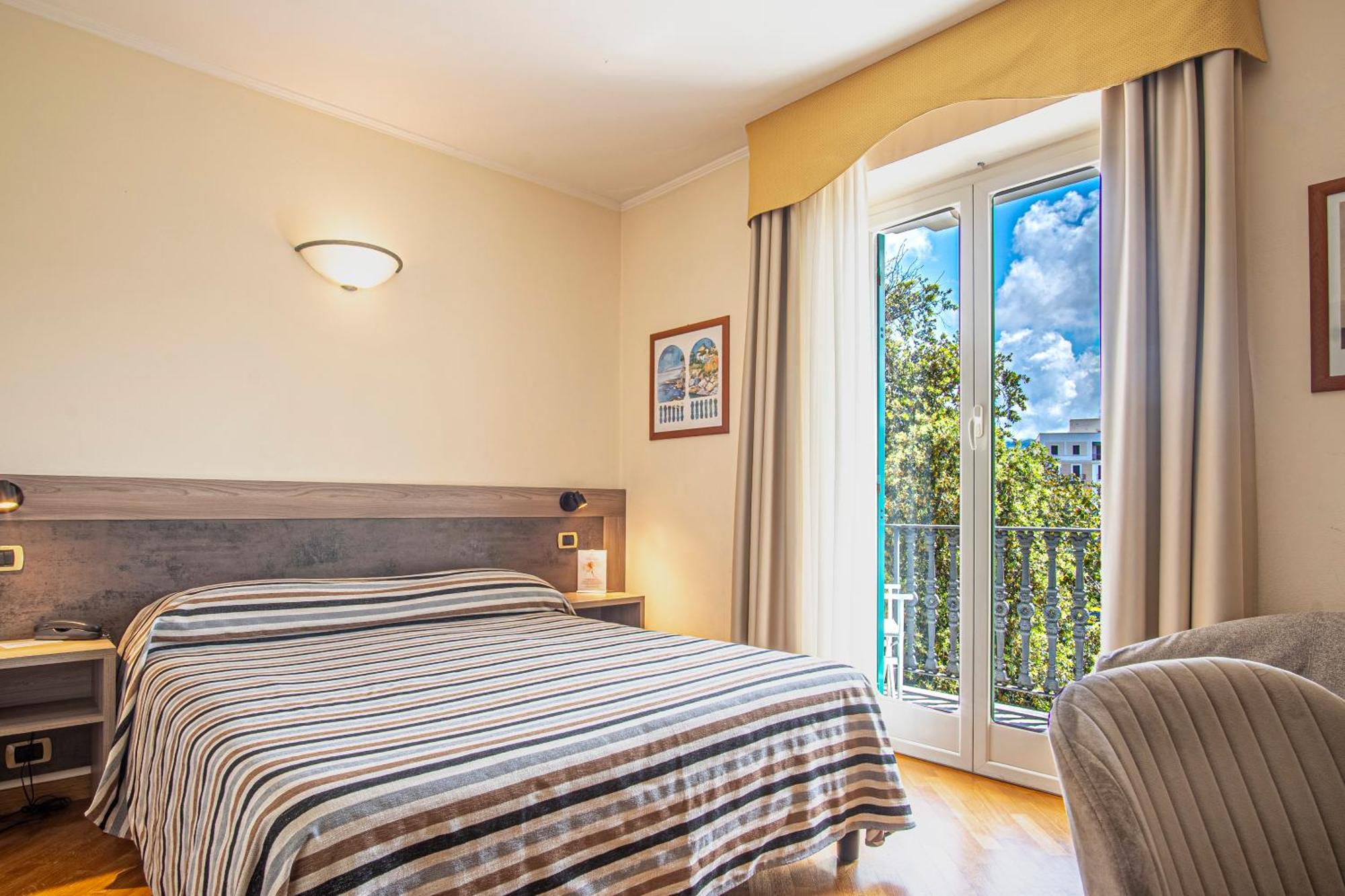 Grande Albergo Sestri Levante Ngoại thất bức ảnh
